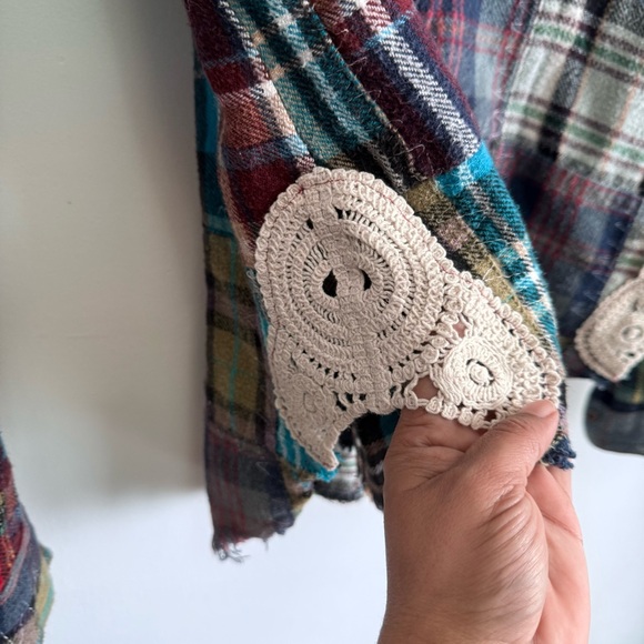 Free People We The Free Patchwork Plaid Flannel XS Crochet Lace Button Down - Picture 4 of 9